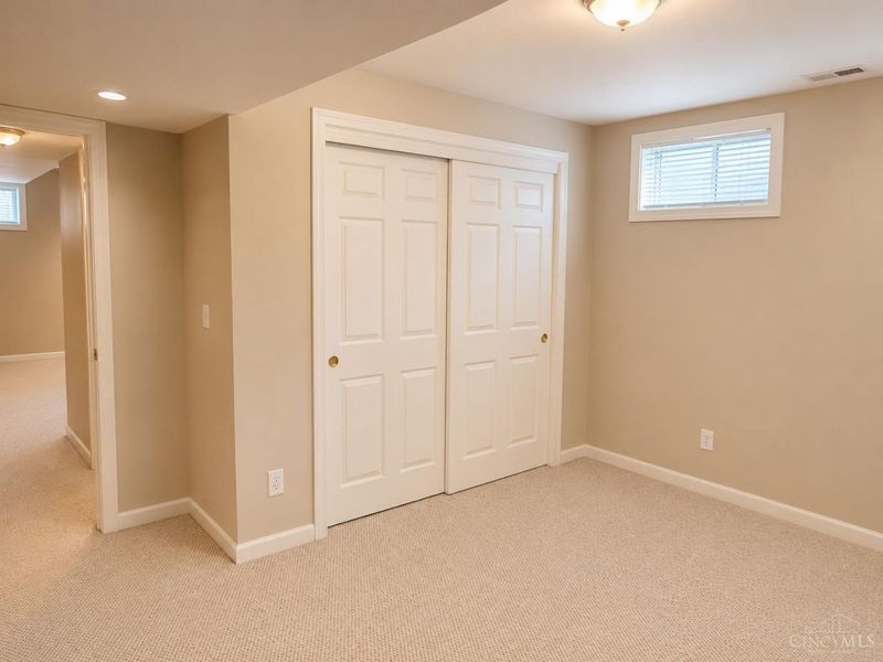 8101 Startinggate Lane, Sycamore Township, OH 45249 Photo 32