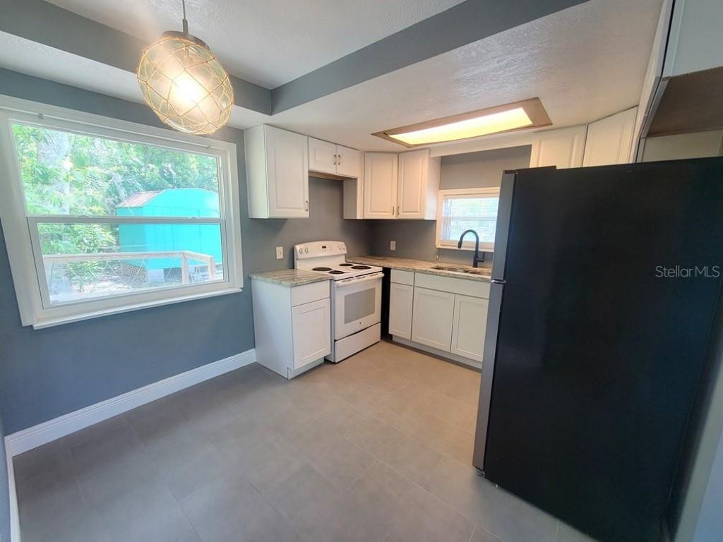 7222 Tropical Drive, Weeki Wachee, FL 34607 Photo