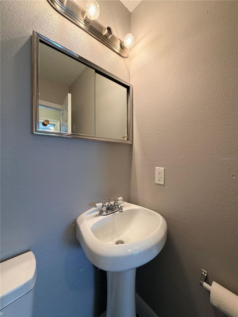 1921 Dr Martin Luther King Jr Street N, Unit C5, Saint Petersburg, FL 33704 Photo