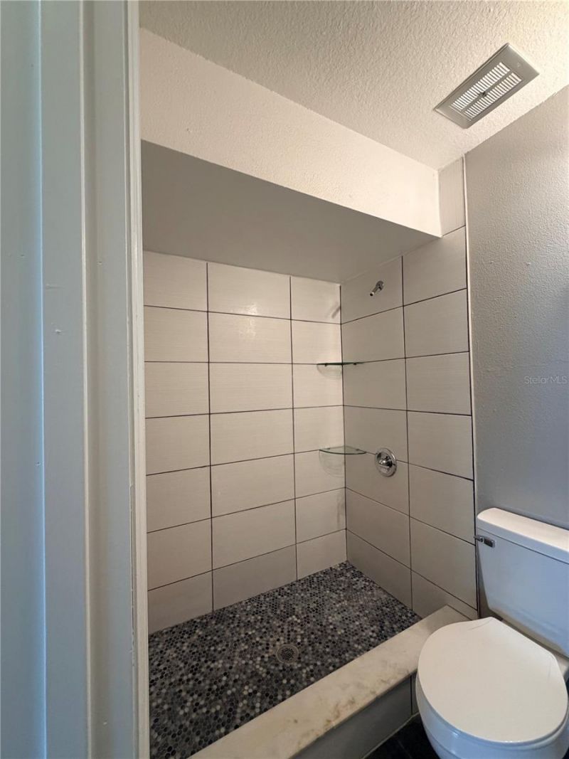 1921 Dr Martin Luther King Jr Street N, Unit C5, Saint Petersburg, FL 33704 Photo