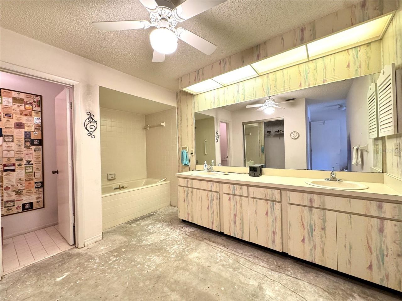 6206 Courtside Drive , Bradenton, FL 34210 Photo