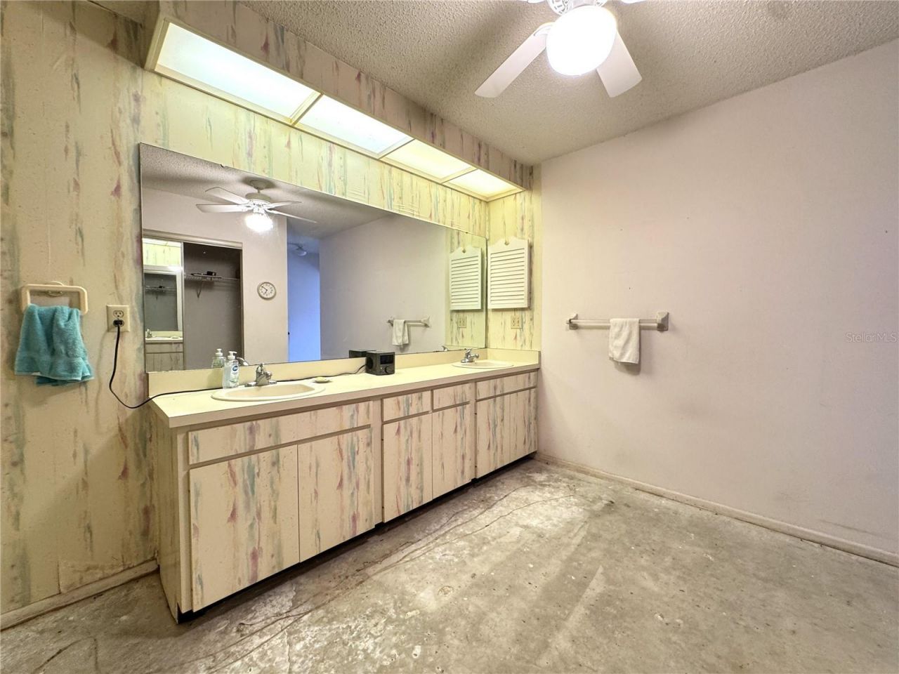 6206 Courtside Drive , Bradenton, FL 34210 Photo