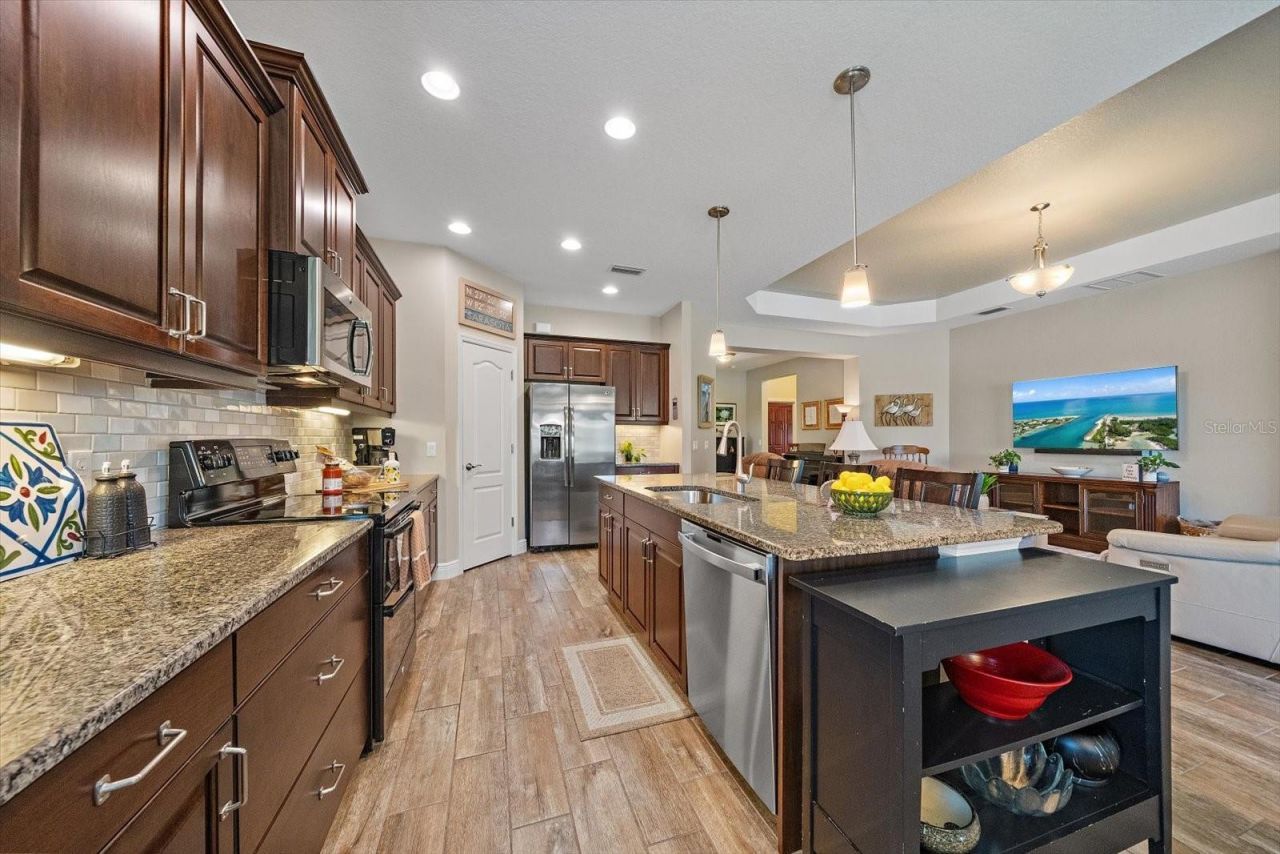 4716 Creekridge Court, Bradenton, FL 34203 Photo