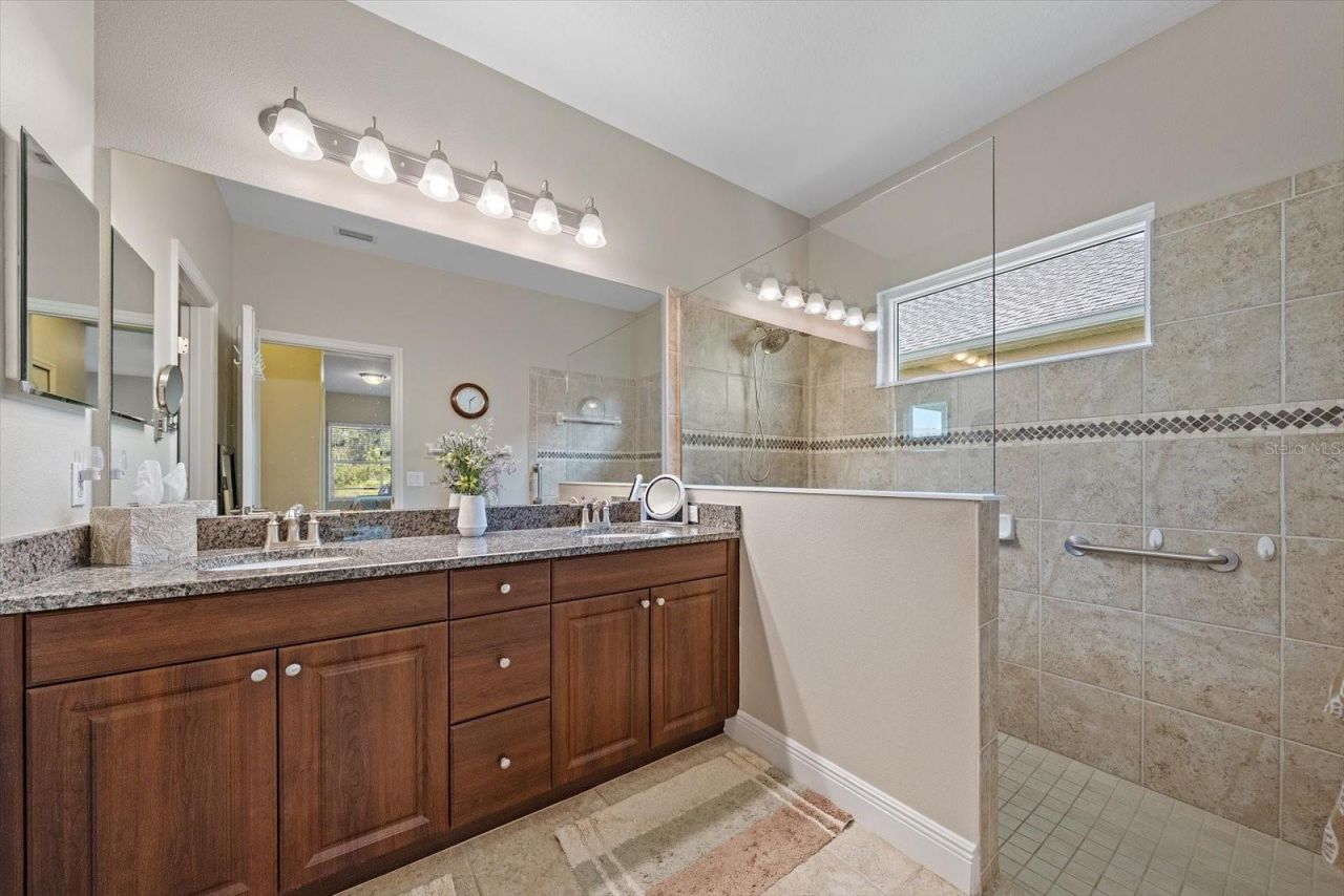 4716 Creekridge Court, Bradenton, FL 34203 Photo