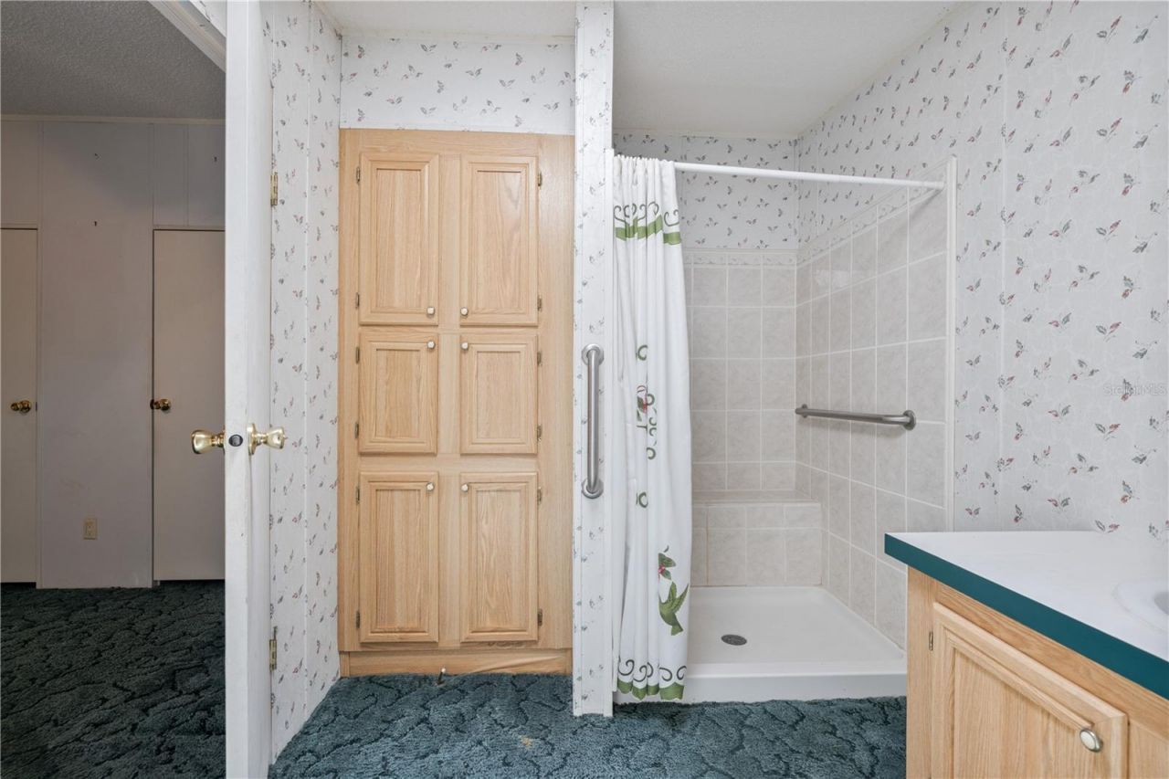 2786 NE 33rd Place , Coleman, FL 33521 Photo