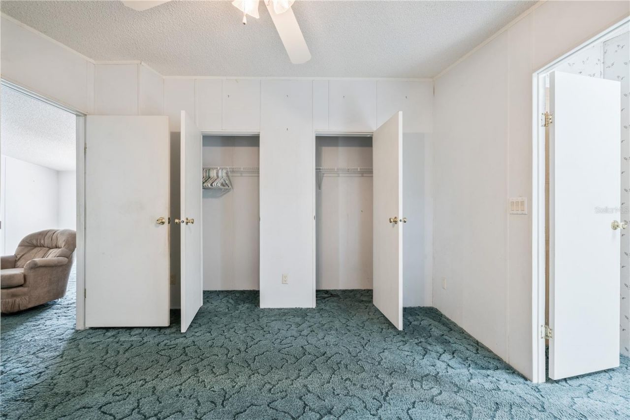 2786 NE 33rd Place , Coleman, FL 33521 Photo