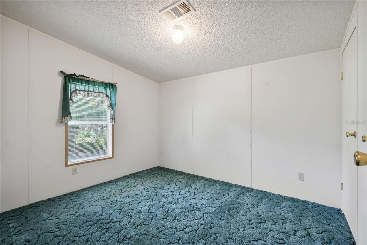 2786 NE 33rd Place , Coleman, FL 33521 Photo