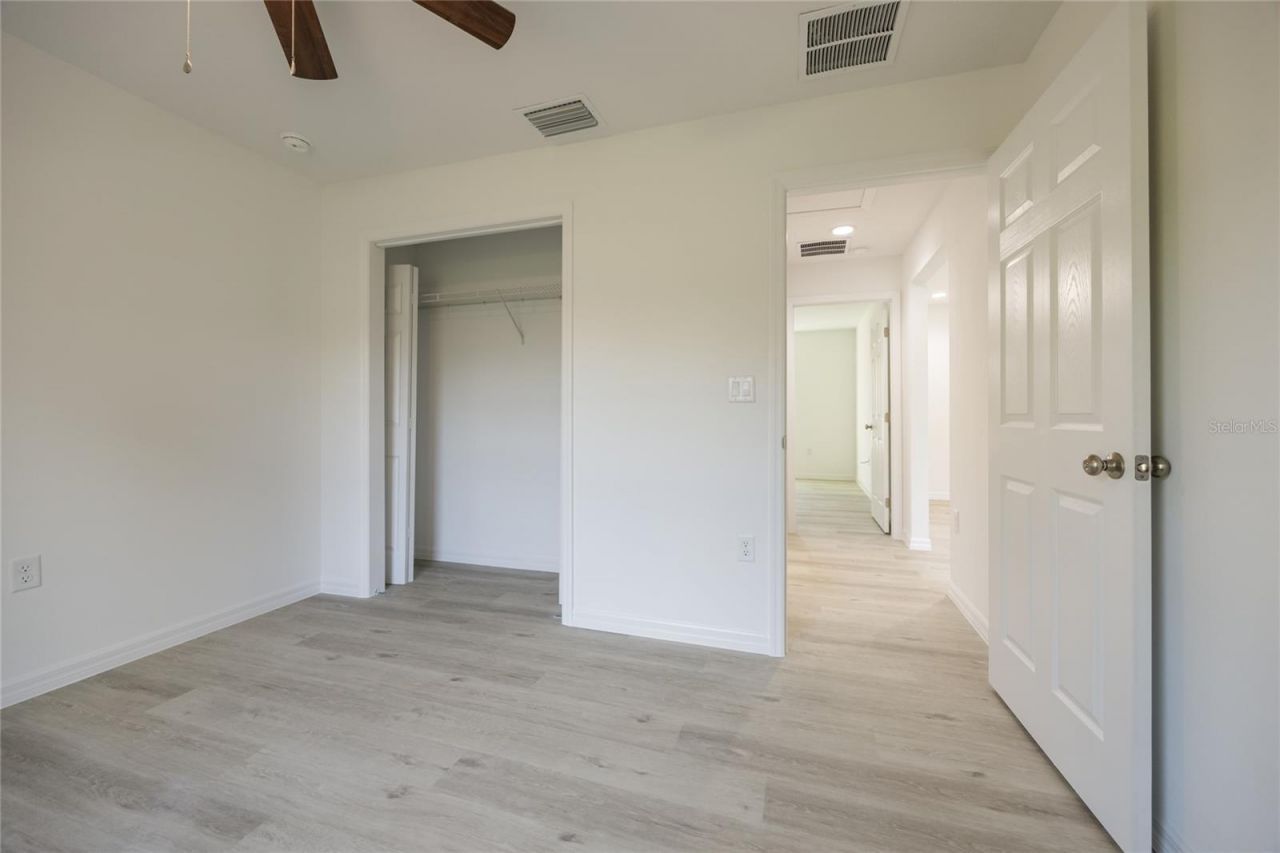 691 E Country Club Drive, Williston, FL 32696 Photo