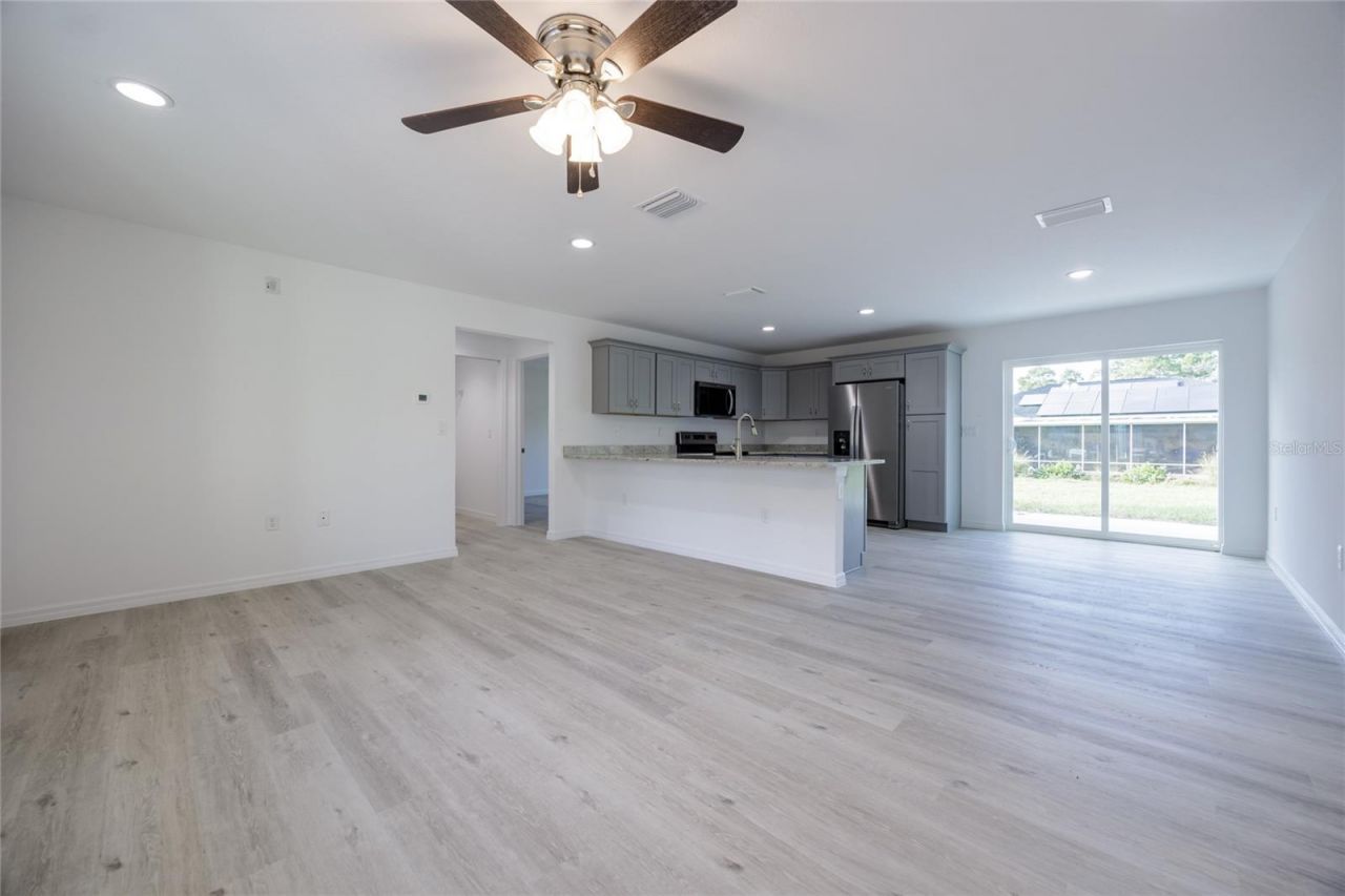 691 E Country Club Drive, Williston, FL 32696 Photo