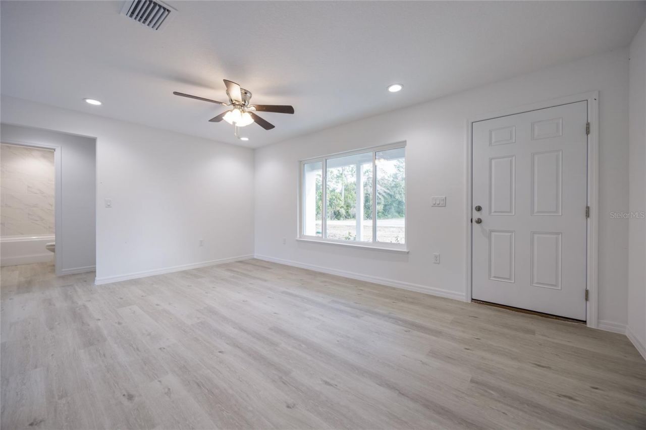 691 E Country Club Drive, Williston, FL 32696 Photo