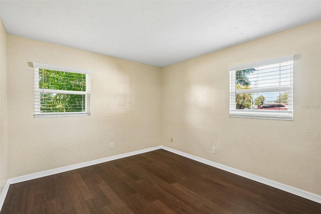 1500 39th Street N, Saint Petersburg, FL 33713 Photo