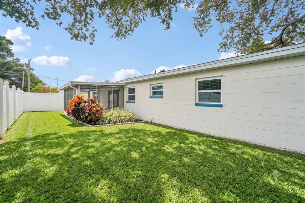 1500 39th Street N, Saint Petersburg, FL 33713 Photo