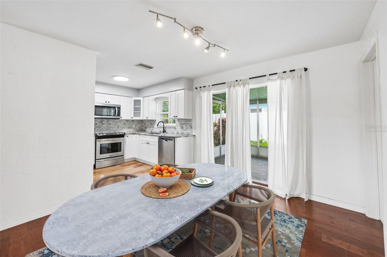 1500 39th Street N, Saint Petersburg, FL 33713 Photo