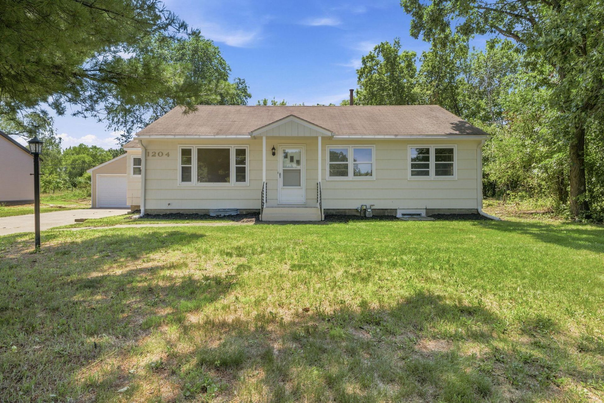 1204 133rd Lane NE, Ham Lake, MN 55304
