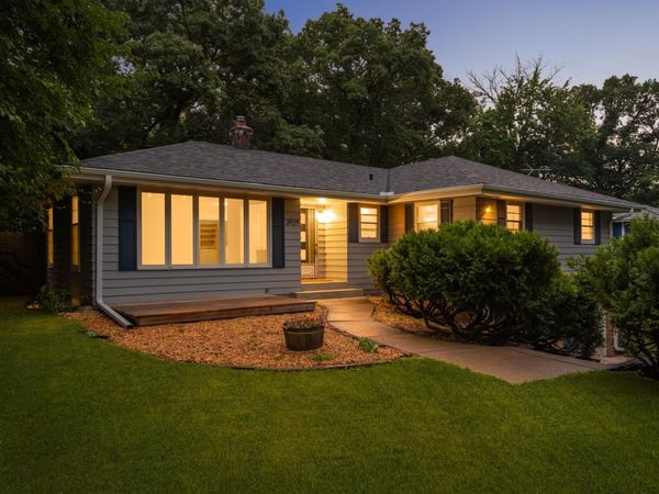 3929 Williston Road , Minnetonka, MN 55345