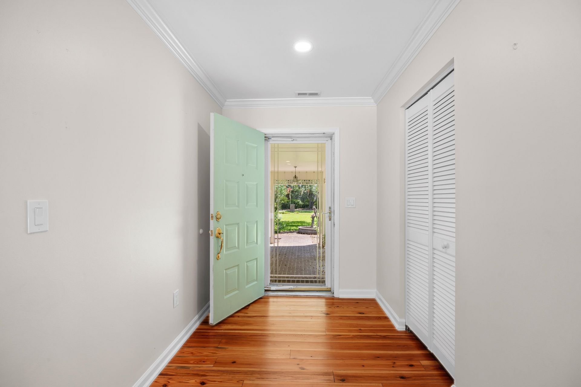 2279 Waverly Rd. Photo 5