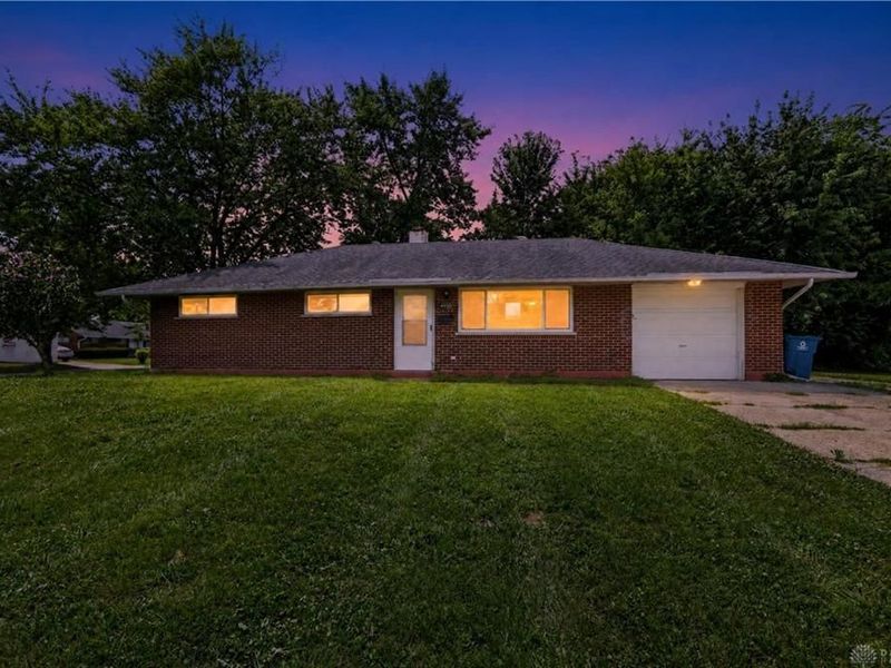 4450 Lambeth Drive, Huber Heights, OH 45424 Photo 29