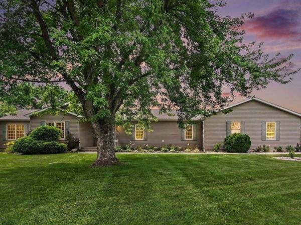7472 Savanna Lane, Plymouth, IN 46563