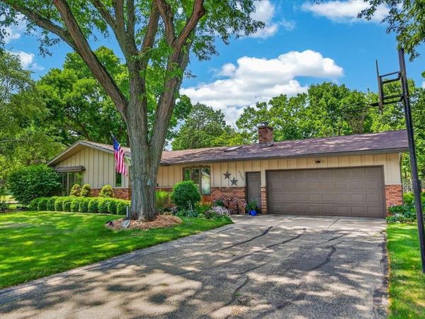 3202 Coventry Trail, Madison, WI 53713