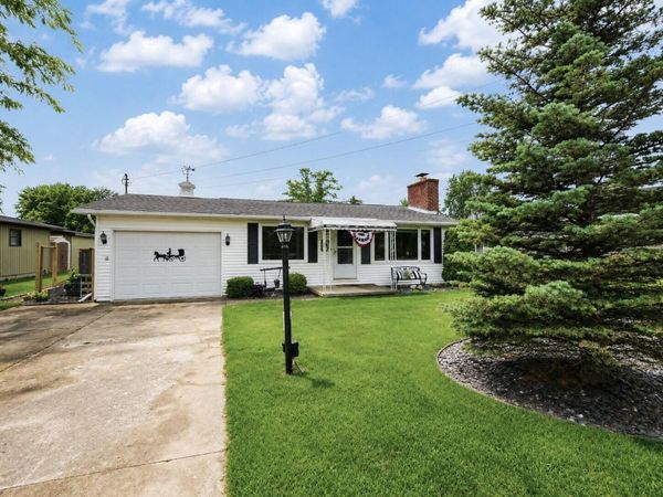 509 Iroquois Avenue, Prudenville, MI 48651