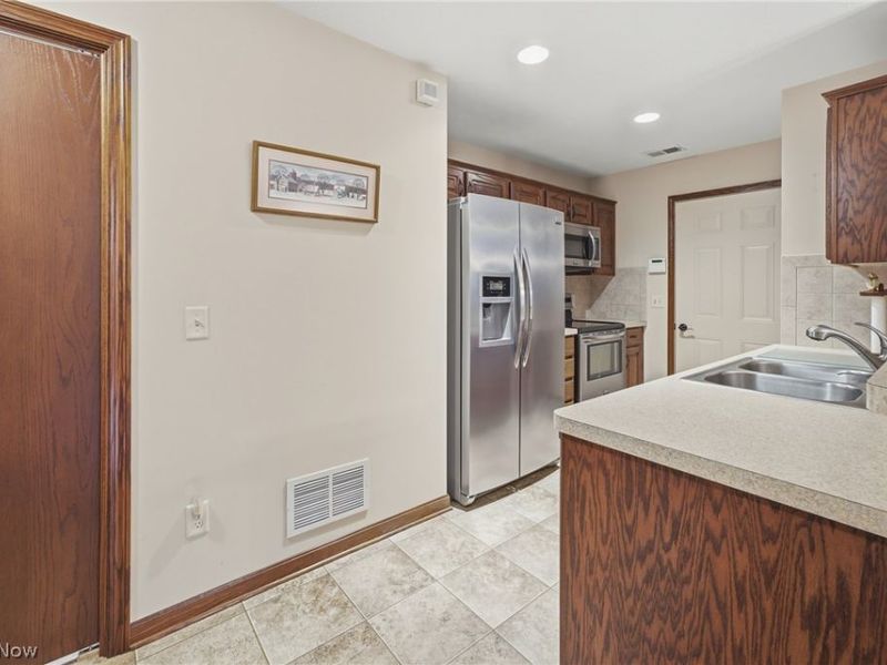 1860 Blackberry Lane, Orrville, OH 44667 Photo 12