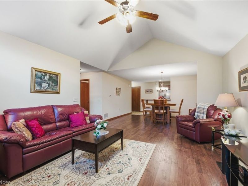 1860 Blackberry Lane, Orrville, OH 44667 Photo 8