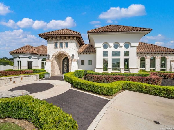 102 Wellesley Cove, Shavano Park, TX 78231