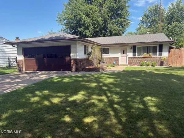 237 Shrewsbury Street, Holland, OH 43528