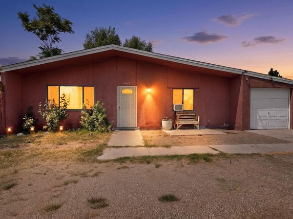 2819 Desert Garden Lane SW, Albuquerque, NM 87105
