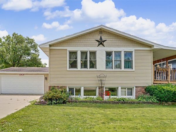 1901 Estella Street, Perry, IA 50220