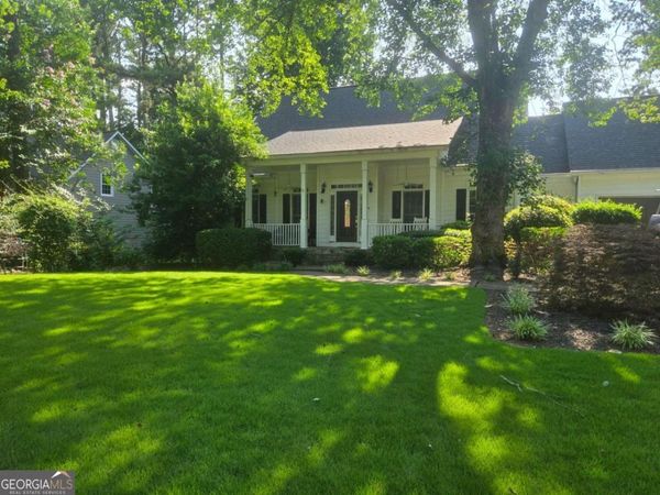 896 Fairwood Way NW, Acworth, GA 30101