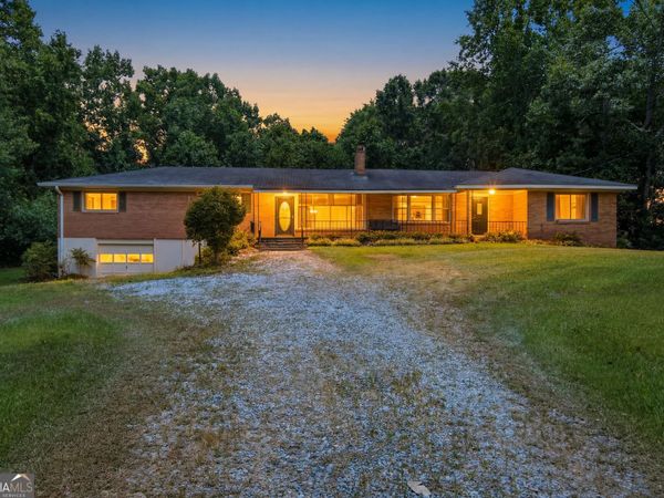 3610 Rock Creek Road, Toccoa, GA 30577