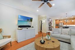 12 Vintners Ln. photo 4