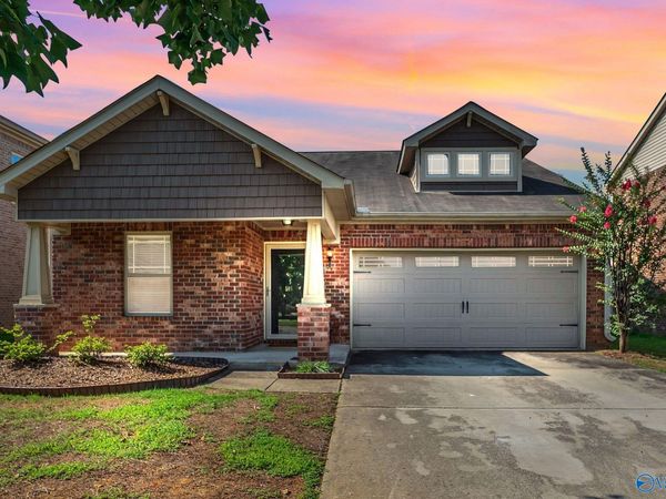 505 Maple Cove Lane NW, Madison, AL 35757