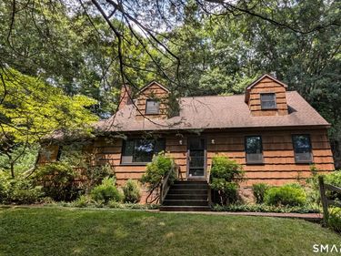17 East Bucks Rock, New Milford, CT 06776