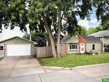 5034 S 53rd Street, Omaha, NE 68117