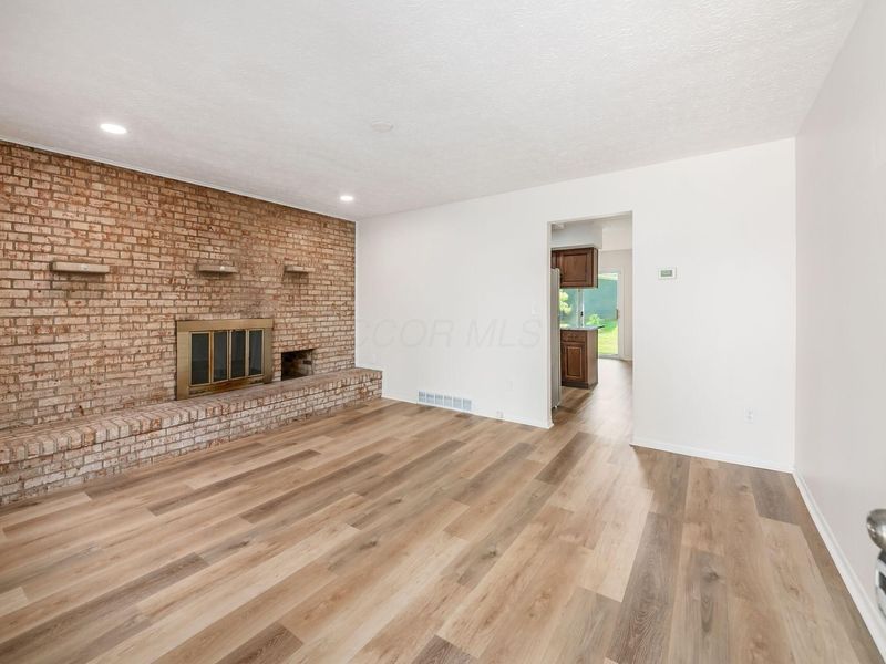 3293-3295 Kristin Court, Columbus, OH 43231 Photo 6