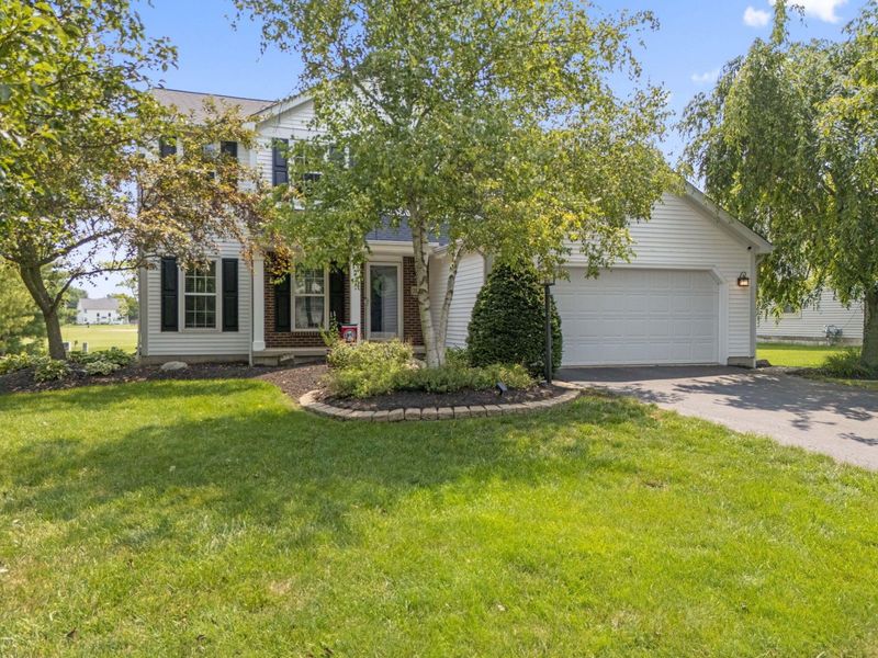 2155 Parklawn Drive, Lewis Center, OH 43035 Photo 1