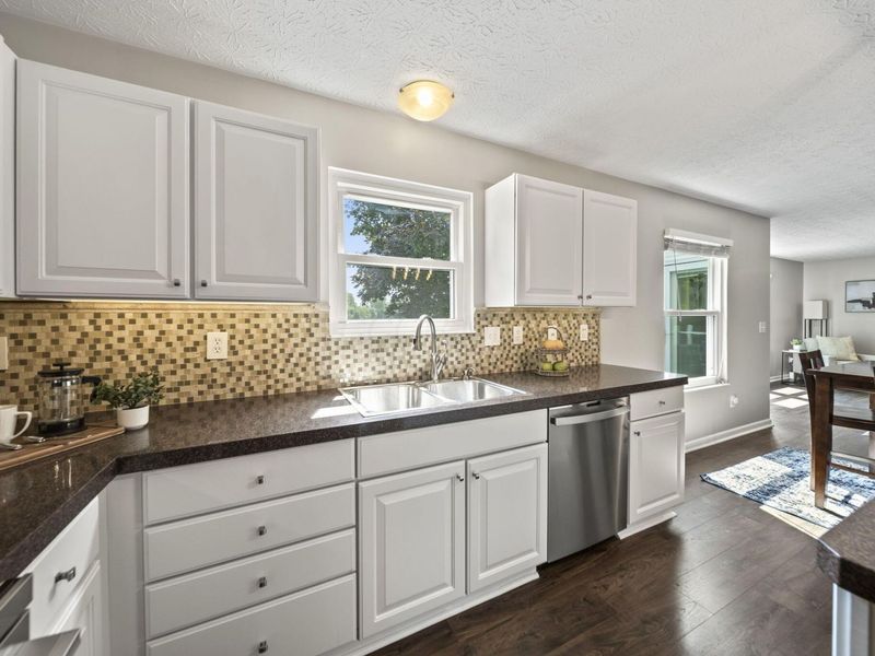 2155 Parklawn Drive, Lewis Center, OH 43035 Photo 11