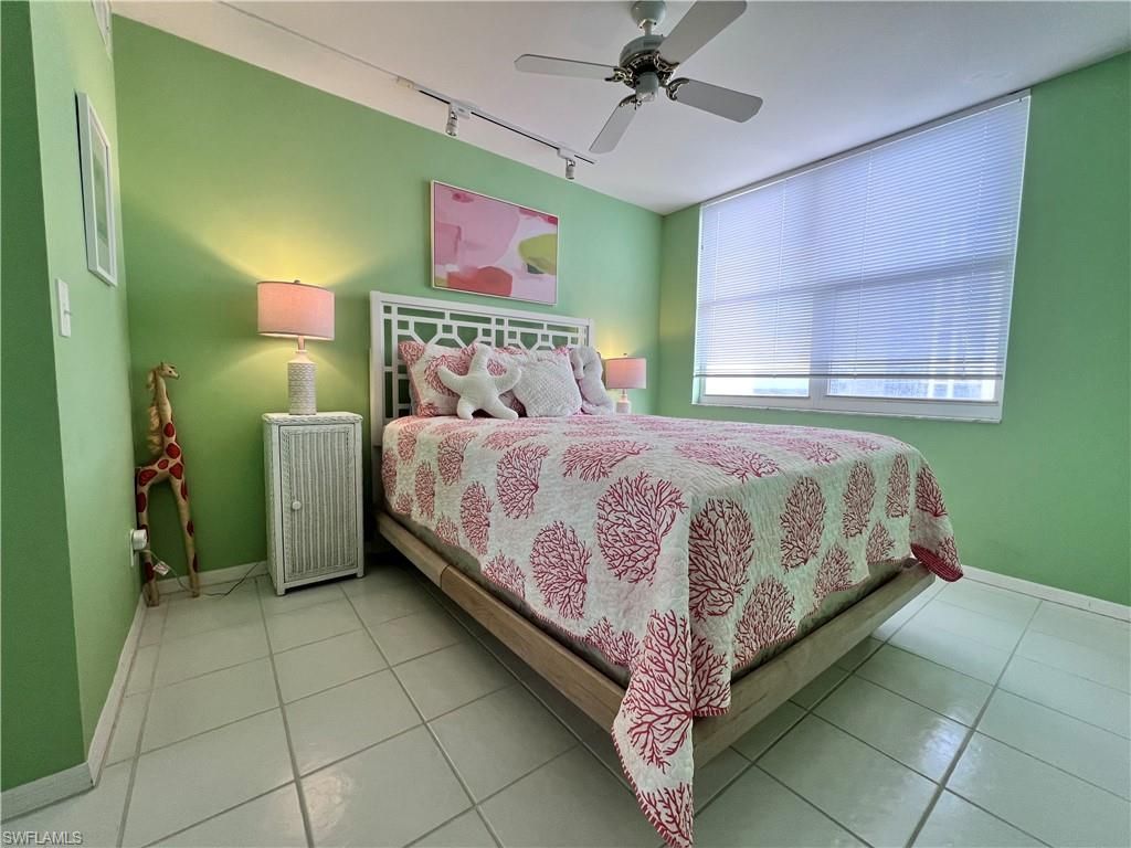 5550 Heron Point Dr , Unit 704, Naples, FL 34108 Photo