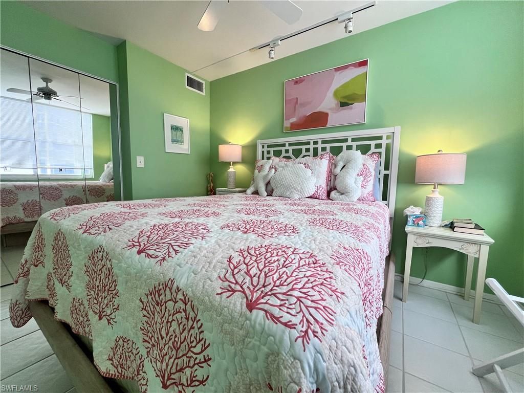 5550 Heron Point Dr , Unit 704, Naples, FL 34108 Photo