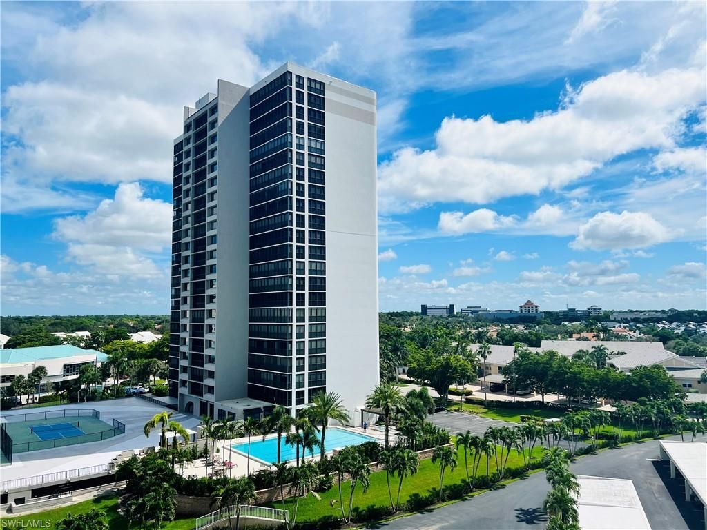 5550 Heron Point Dr , Unit 704, Naples, FL 34108 Photo