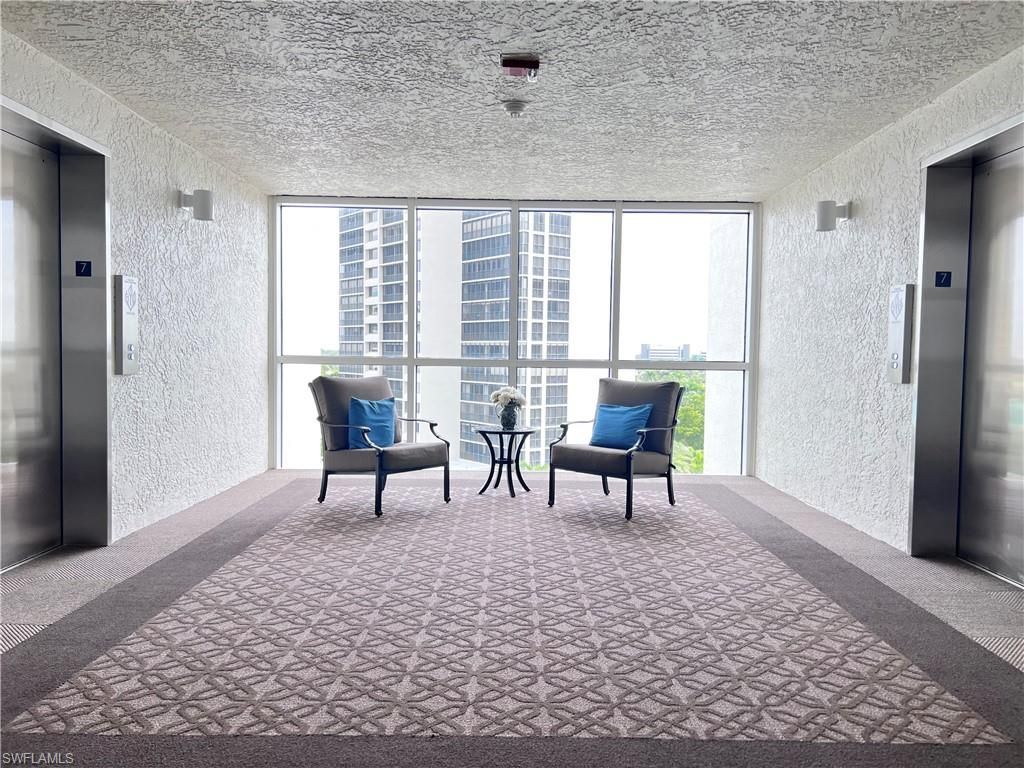 5550 Heron Point Dr , Unit 704, Naples, FL 34108 Photo