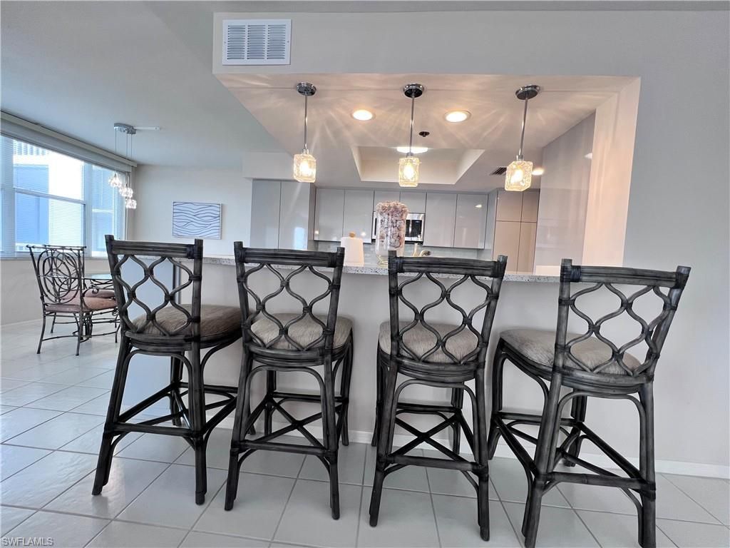 5550 Heron Point Dr , Unit 704, Naples, FL 34108 Photo