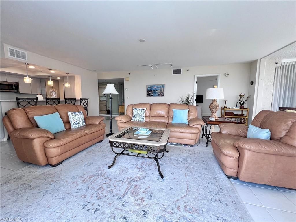 5550 Heron Point Dr , Unit 704, Naples, FL 34108 Photo