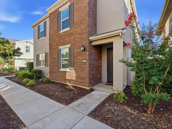 2040 Honey Church Pl, Roseville, CA 95747