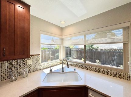 385 Hatteras Way, Sacramento, CA 95831 Photo