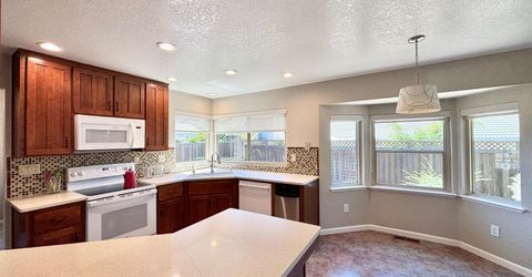 385 Hatteras Way, Sacramento, CA 95831 Photo