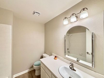385 Hatteras Way, Sacramento, CA 95831 Photo