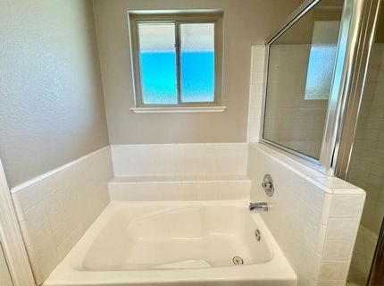 385 Hatteras Way, Sacramento, CA 95831 Photo
